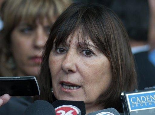 Felisa Miceli ocultou origem il&iacute;cita de bolsa com milhares de d&oacute;lares 