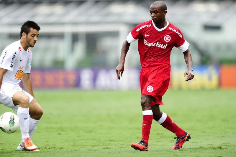 Situa&ccedil;&atilde;o de Kleber segue indefinida no Inter