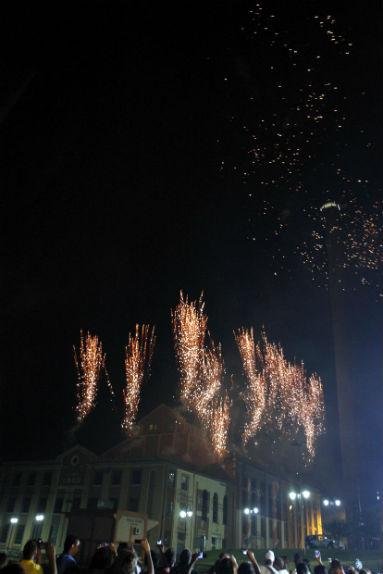 Antes da chuva, fogos duraram 12 minutos