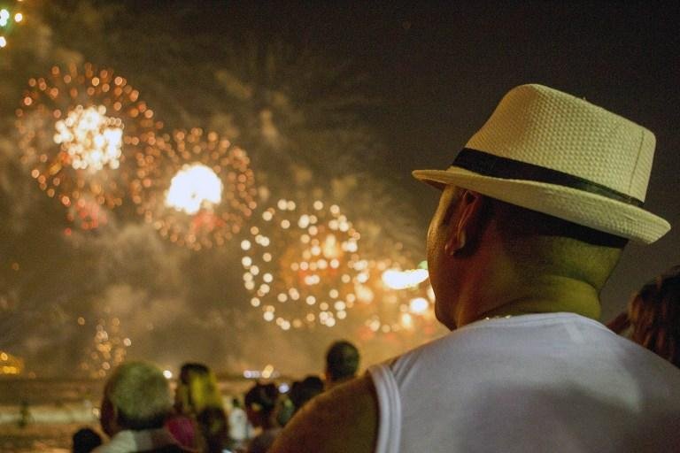 Show de fogos em Copacabana foi acompanhado por 2,3 milh&otilde;es de pessoas