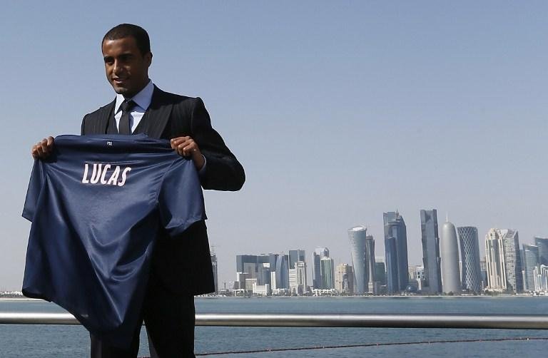 Lucas foi apresentado no PSG