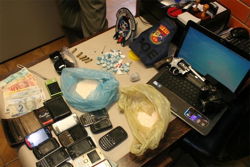 BM prende 12 por tr&aacute;fico de drogas no Litoral Norte