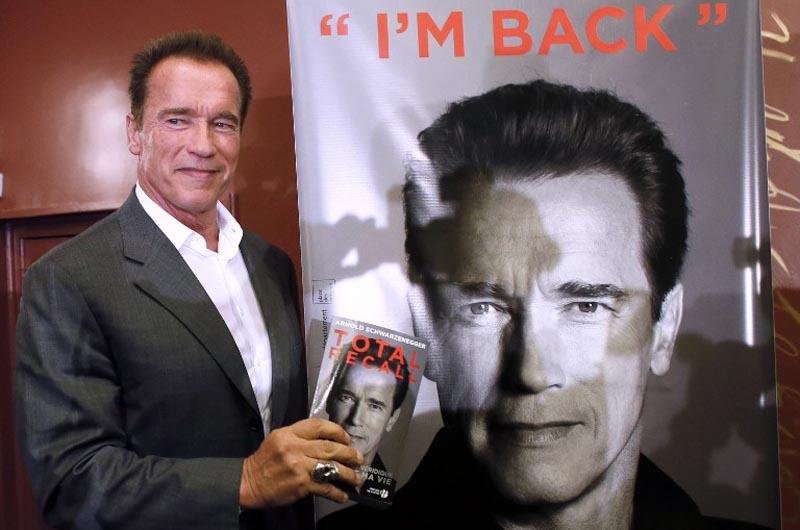 Livro relata vida e obra de Arnold Schwarzenegger 