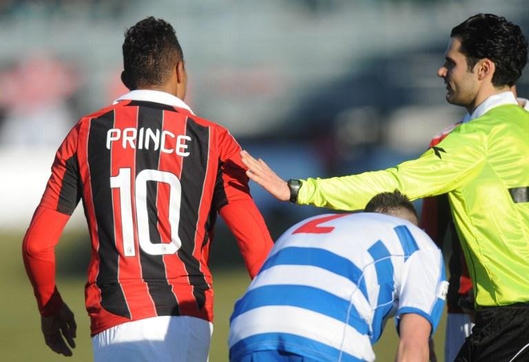 Blatter critica sa&iacute;da de Boateng ap&oacute;s ofensas racistas 