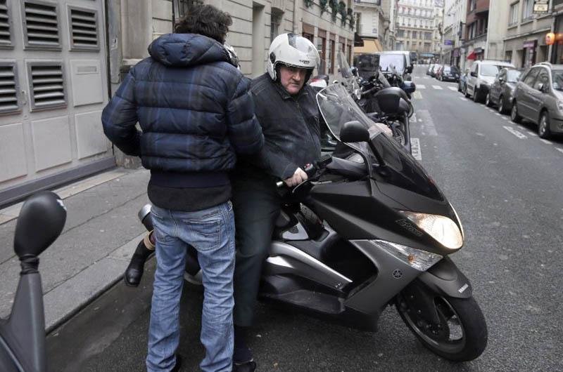Ator ignorou convoca&ccedil;&atilde;o para julgamento sobre conduzir embriagado em Paris