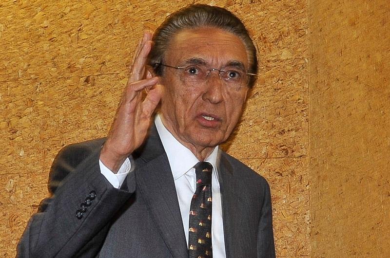 Pa&iacute;s possui estoque de energia para atender a todas as necessidades, assegura Lob&atilde;o