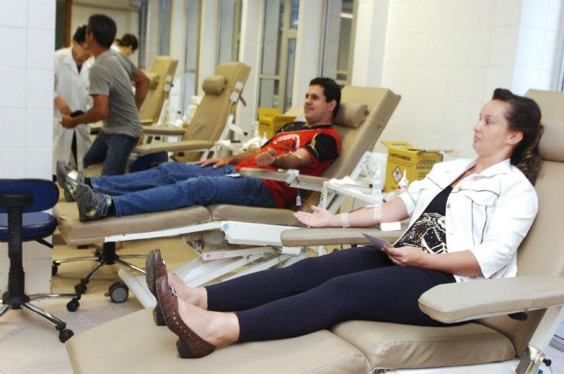 Hemocentro funcionou no s&aacute;bado pela manh&atilde; para atender a volunt&aacute;rios