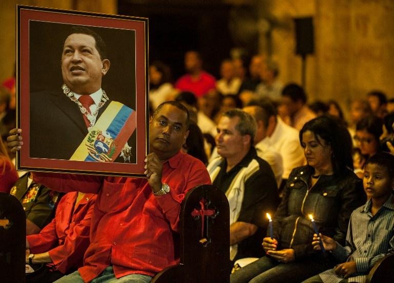 Quadro de Ch&aacute;vez apresenta evolu&ccedil;&atilde;o apesar de insufici&ecirc;ncia respirat&oacute;ria
