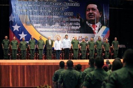 Maduro participou de cerim&ocirc;nia militar nesta quarta-feira