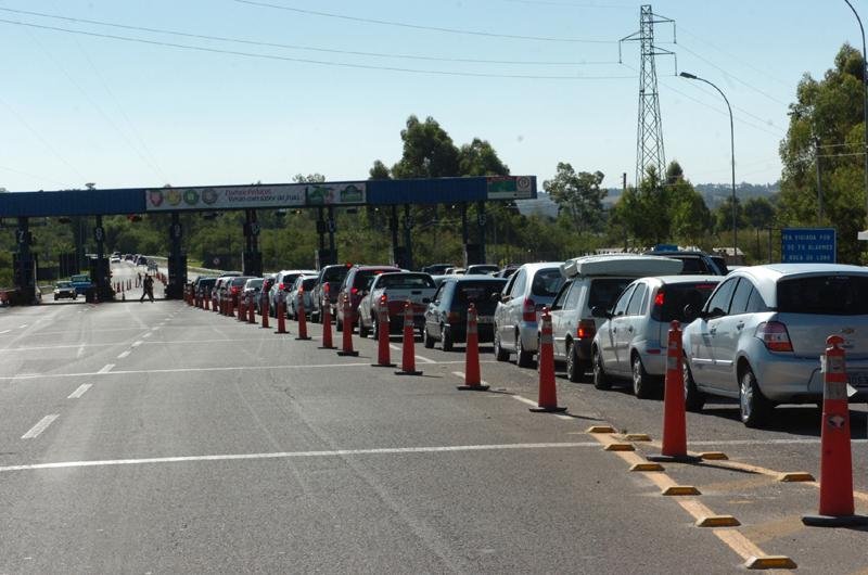 Empresa Ga&uacute;cha de Rodovias assumir&aacute; pelo menos tr&ecirc;s pra&ccedil;as
