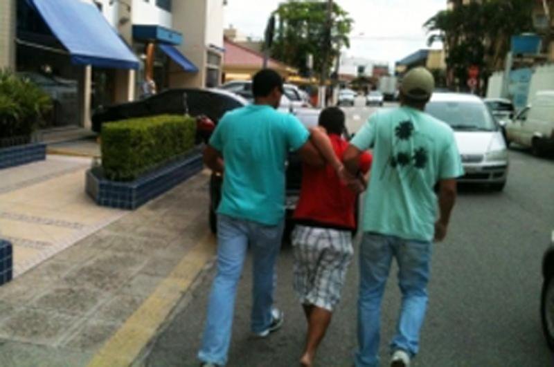 Homem de 27 anos foi preso ontem em Santa Catarina