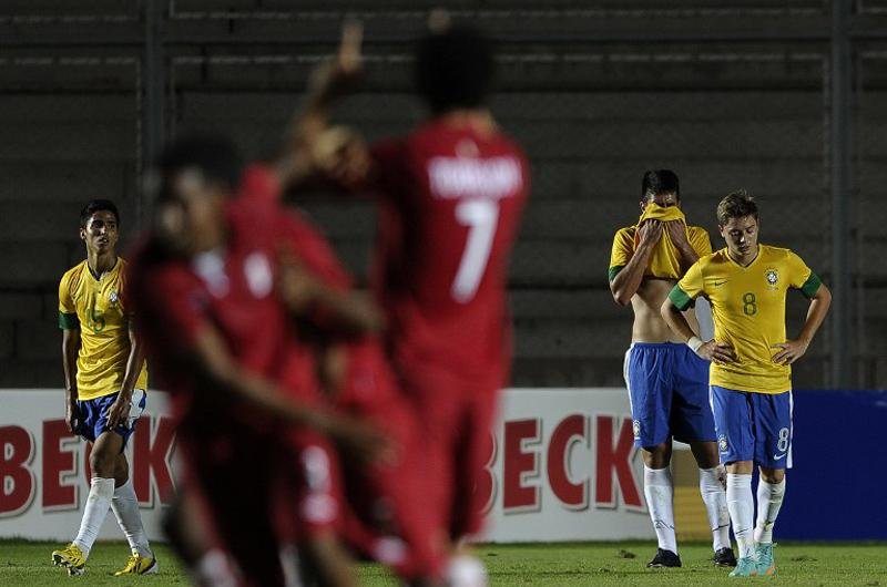 Sele&ccedil;&atilde;o perdeu para o Peru por 2 a 0 