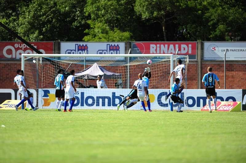 Grupo principal encara a primeira partida contra a LDU, na quarta-feira