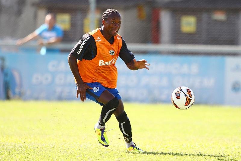 Z&eacute; Roberto est&aacute; confiante para confronto contra LDU