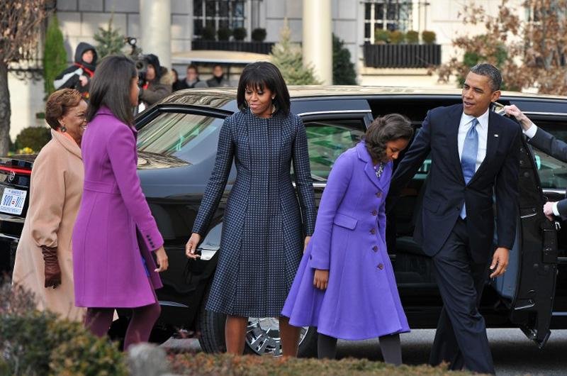 Mais cedo, o democrata chegou ao local junto com a esposa Michelle e as filhas