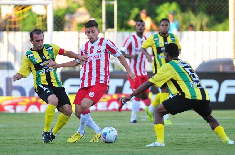 Acompanhe Cer&acirc;mica x Inter em tempo real