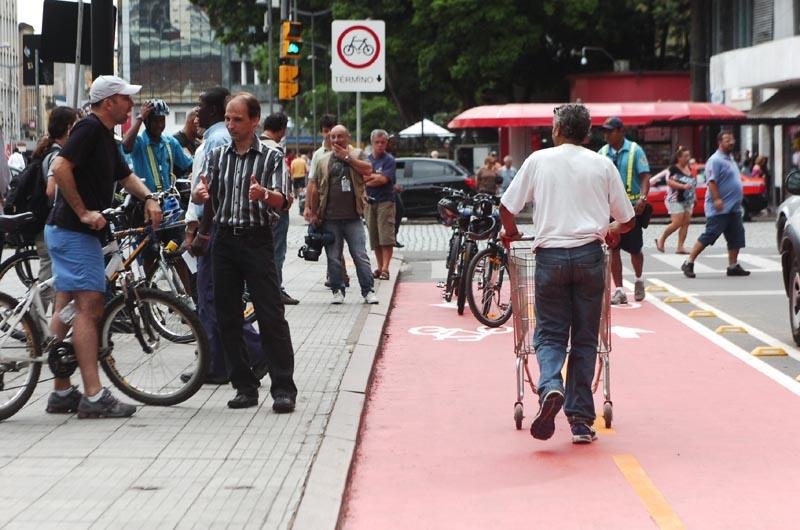 Ciclofaixa &eacute; usada n&atilde;o apenas por ciclistas