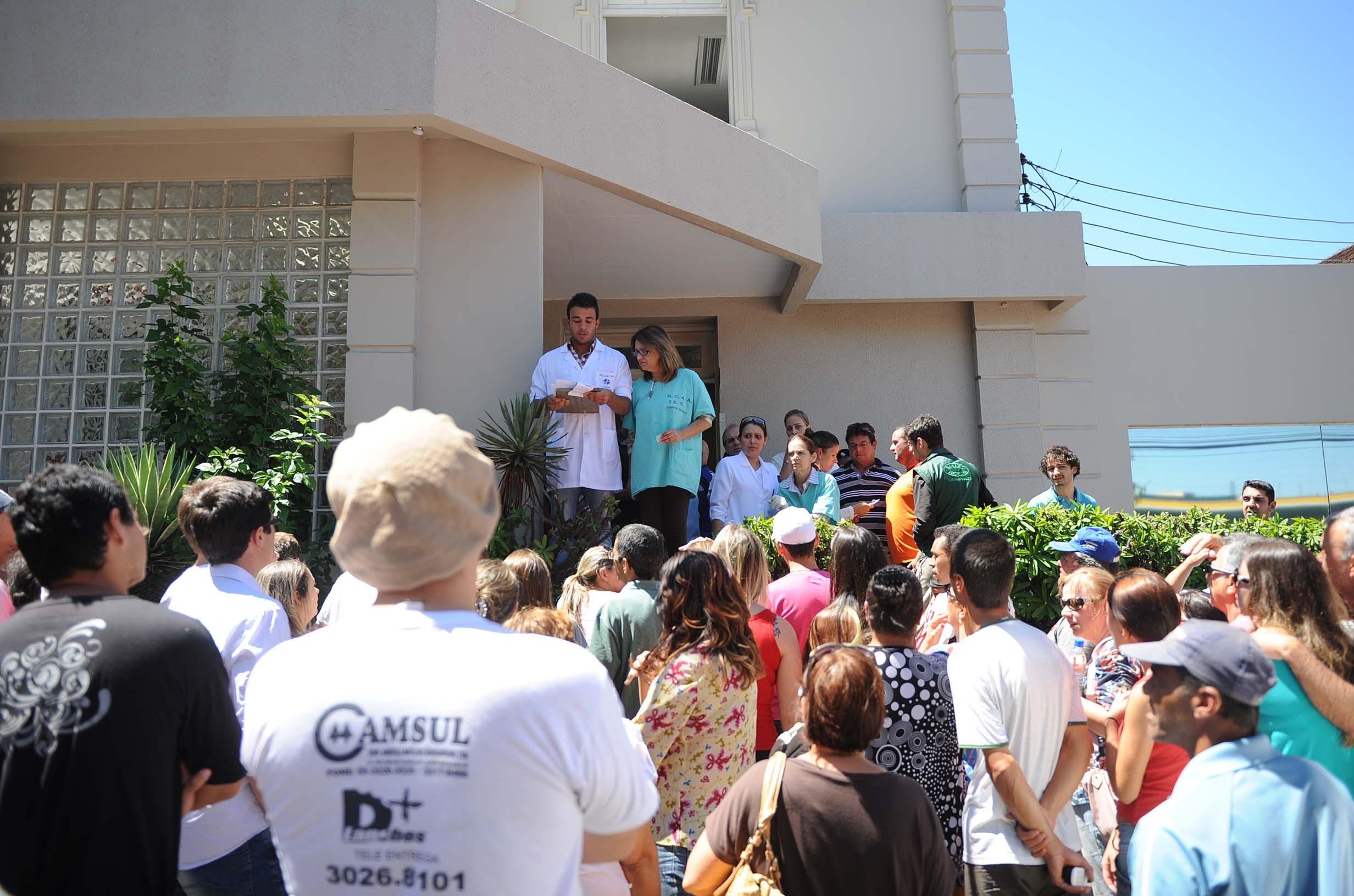 Busca por feridos nos hospitais foi intensa durante todo o domingo