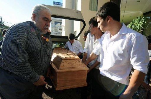 Corpo de Guido Burr&oacute; foi repatriado no fim da tarde e entregue a familiares em Assun&ccedil;&atilde;o