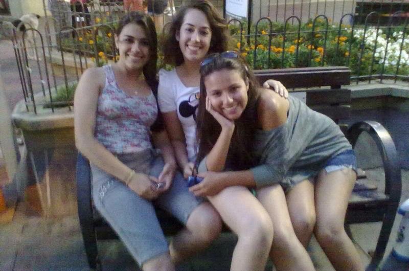 Gabriele Stringari, Laureane Salapata e Kelen Giovana Leite foram v&iacute;timas do inc&ecirc;ndio em Santa Maria