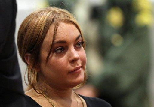 Atriz foi impedida de se hospedar em hotel onde destruiu um quarto em 2007