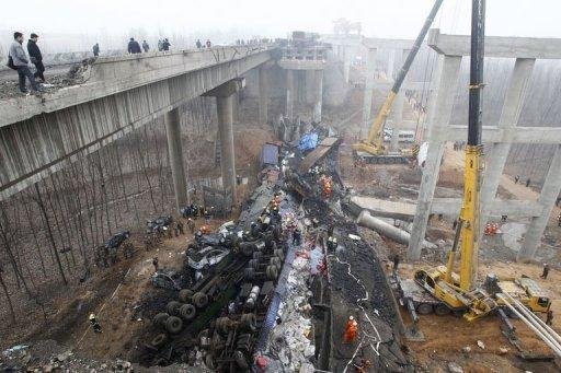 Ponte era utilizada por muitos caminh&otilde;es no momento do acidente