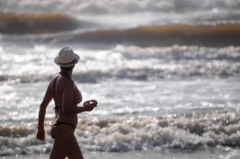 Veranistas ainda poder&atilde;o aproveitar a praia durante o dia