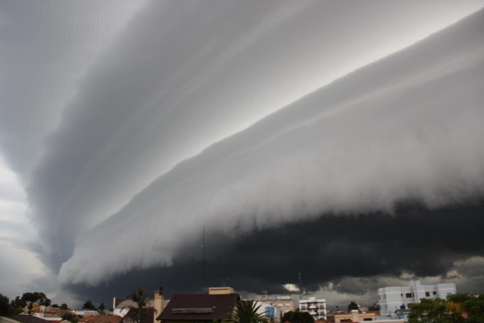 Imagem mostra temporal chegando em Dom Pedrito