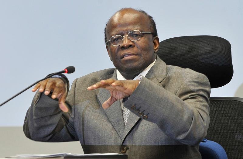 Joaquim Barbosa ressalta que a&ccedil;&atilde;o precisa passar por ritos que n&atilde;o podem ser desobedecidos