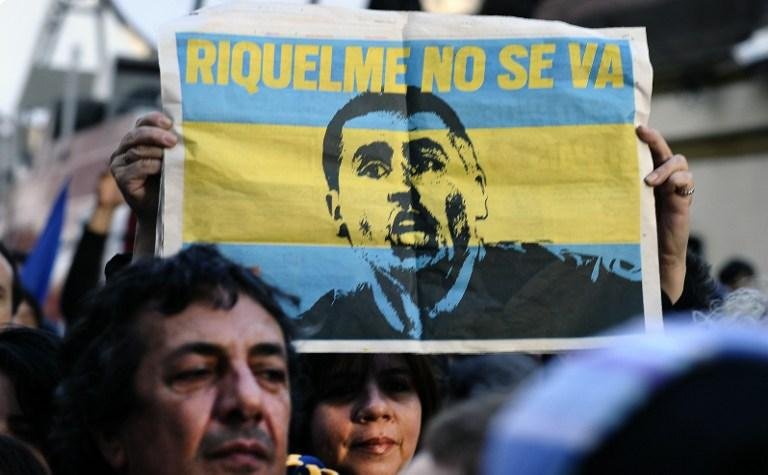 Torcida do Boca quer a volta de Riquelme
