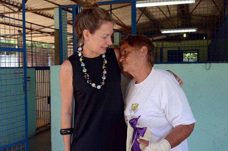 Primeira-dama de Porto Alegre, Regina Becker, e Maria Irene dos Santos