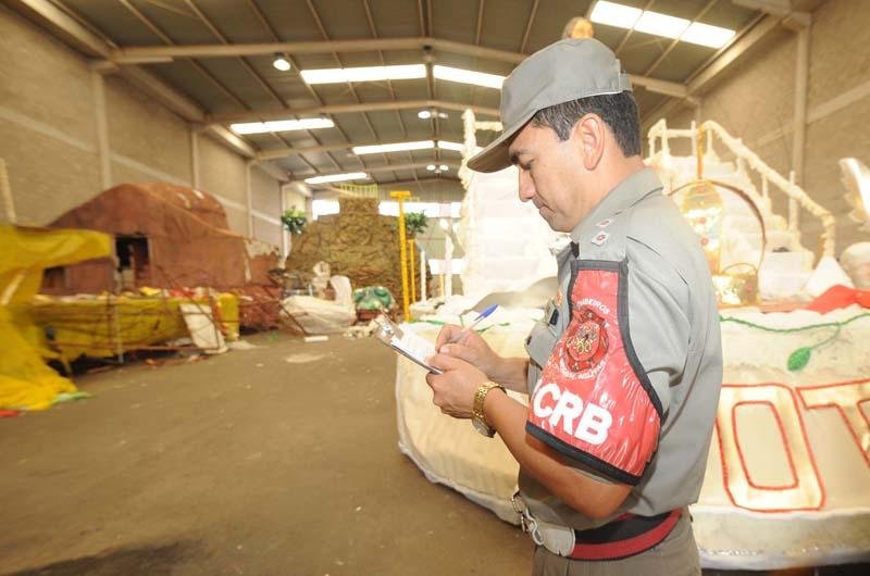 Bombeiros realizaram inspe&ccedil;&atilde;o na manh&atilde; desta sexta