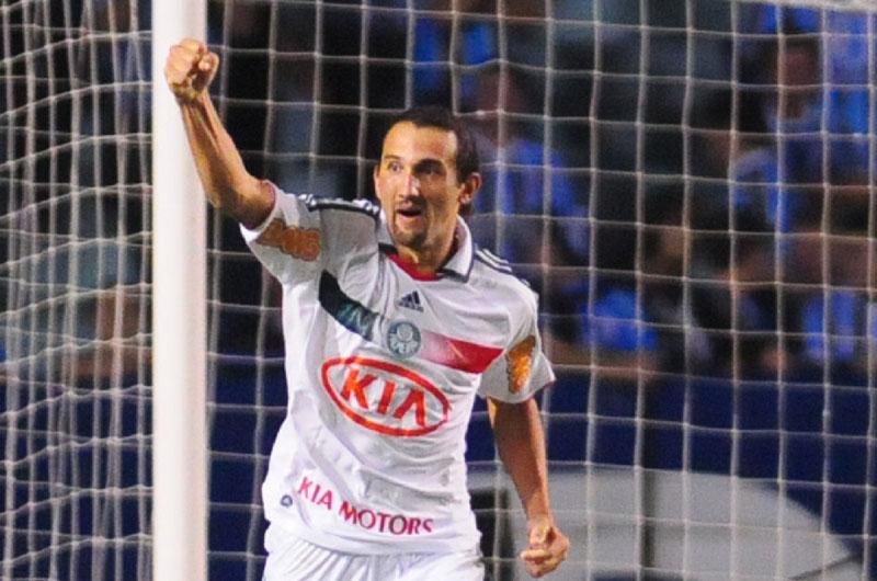 Palmeiras confirmou ida de Barcos ao Gr&ecirc;mio