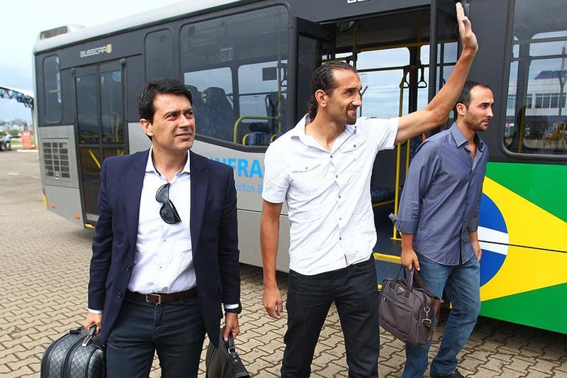 Dirigente destaca entusiasmo dos novos contratados e  &acute;inc&ocirc;modo` gerado em todo o Pa&iacute;s pelos grandes refor&ccedil;os
