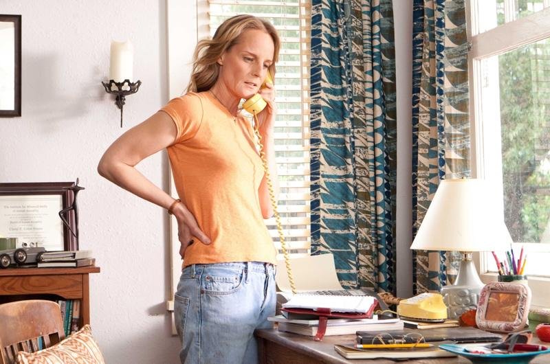 Helen Hunt est&aacute; indicada ao Oscar de Melhor Atriz Coadjuvante por &acute;As Sess&otilde;es&acute;