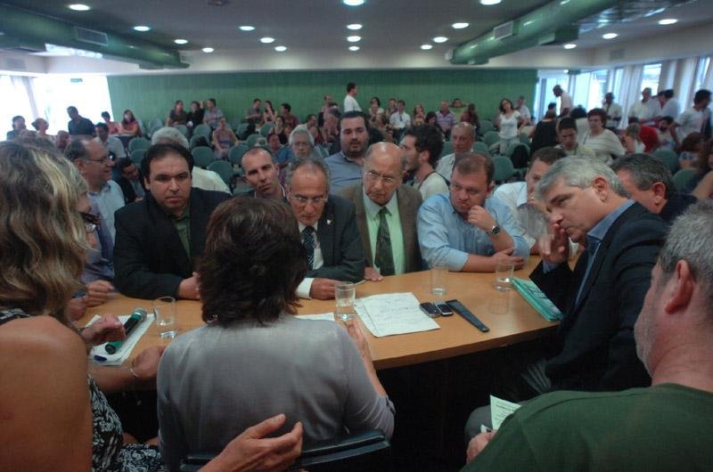 Encontro na C&acirc;mara de Vereadores foi marcado por cr&iacute;ticas de ambientalistas &agrave; prefeitura