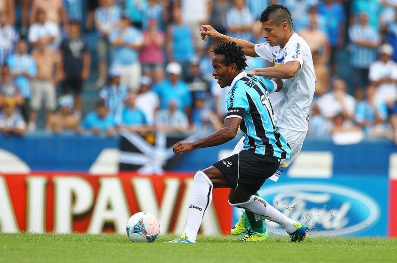 Z&eacute; Roberto partcipou da vit&oacute;ria do Gr&ecirc;mio sobre o Veran&oacute;polis