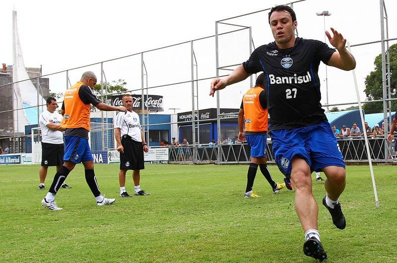 &acute;&acute;Nossa rela&ccedil;&atilde;o com o Kl&eacute;ber &eacute; muito transparente&acute;&acute;, define Rui Costa
