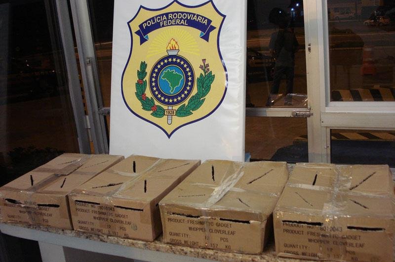 Caixas foram apreendidas em Stilo na BR 116, em Mafra