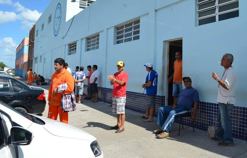 Portu&aacute;rios de Rio Grande participam de paralisa&ccedil;&atilde;o