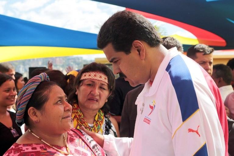 Nicolas Maduro relatou que Hugo Ch&aacute;vez se reuniu com equipe econ&ocirc;mica em hospital de Caracas