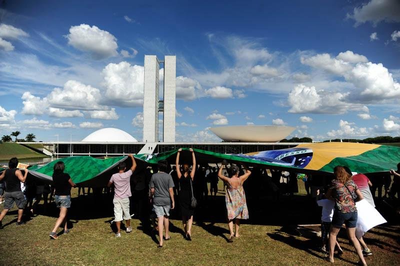 Grupo marchou do Museu da Rep&uacute;blica at&eacute; Congresso 
