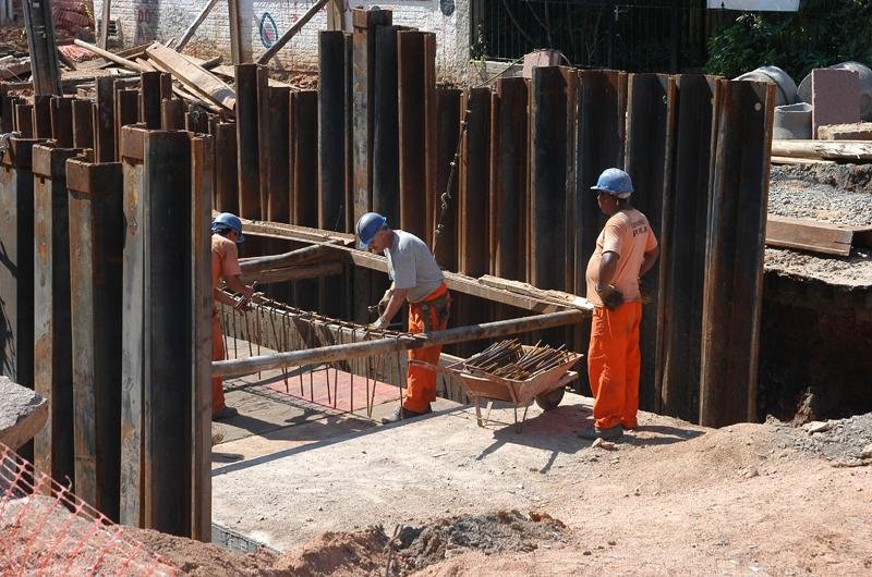 Popula&ccedil;&atilde;o desocupada soma 1,3 milh&atilde;o de pessoas no Brasil, indica IBGE
