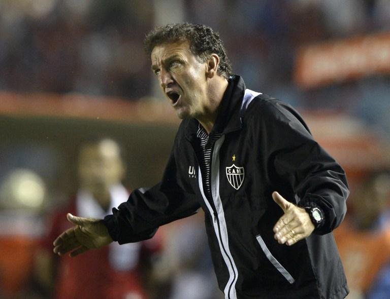 Cuca exalta goleada na Argentina, mas cont&eacute;m euforia no Atl&eacute;tico-MG