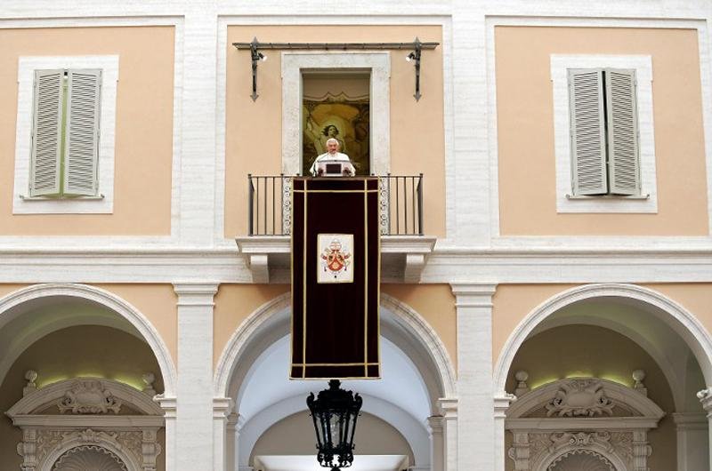 A resid&ecirc;ncia e seus jardins se estendem por 55 hectares, 11 hectares a mais do que o Estado do Vaticano