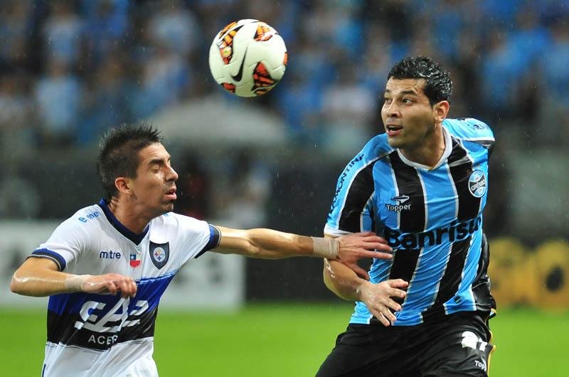 Andr&eacute; Santos exalta duas casas do Gr&ecirc;mio
