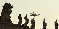 Papa deixou o Vaticano de helicóptero com destino a Castel Gandolfo