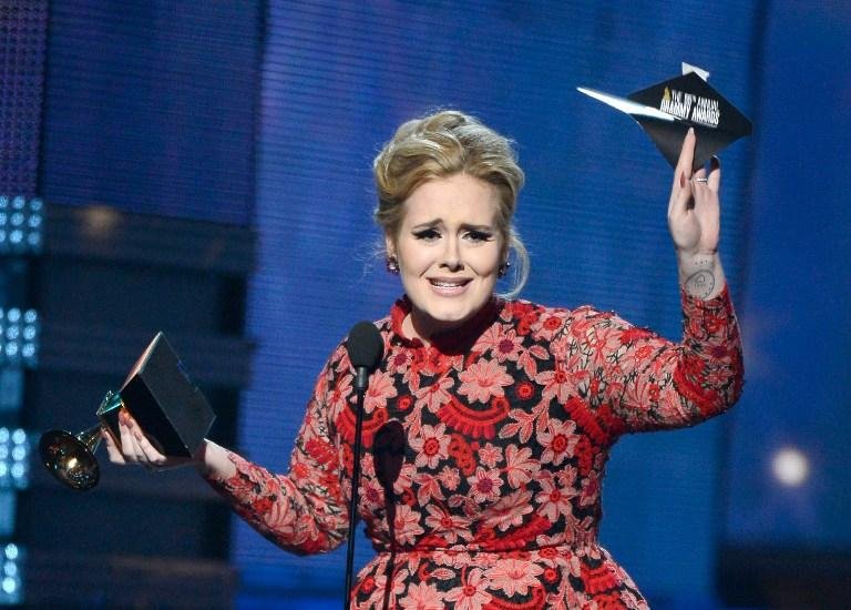 Adele vai se unir a uma lista dos sonhos de artistas do sexo feminino