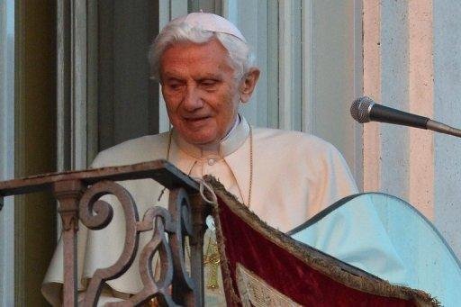 Papa em&eacute;rito dedica aposentadoria &agrave; leitura e ao piano