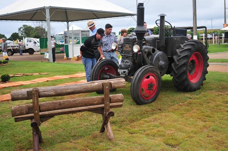 Trator alem&atilde;o movido &agrave; banha estar&aacute; em exposi&ccedil;&atilde;o na Expodireto, em N&atilde;o-Me-Toque